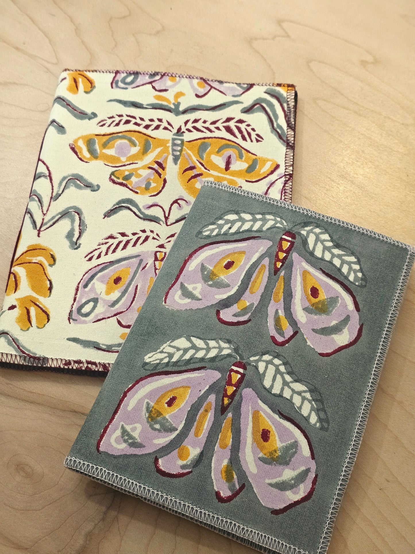2 Mariposas Notebook