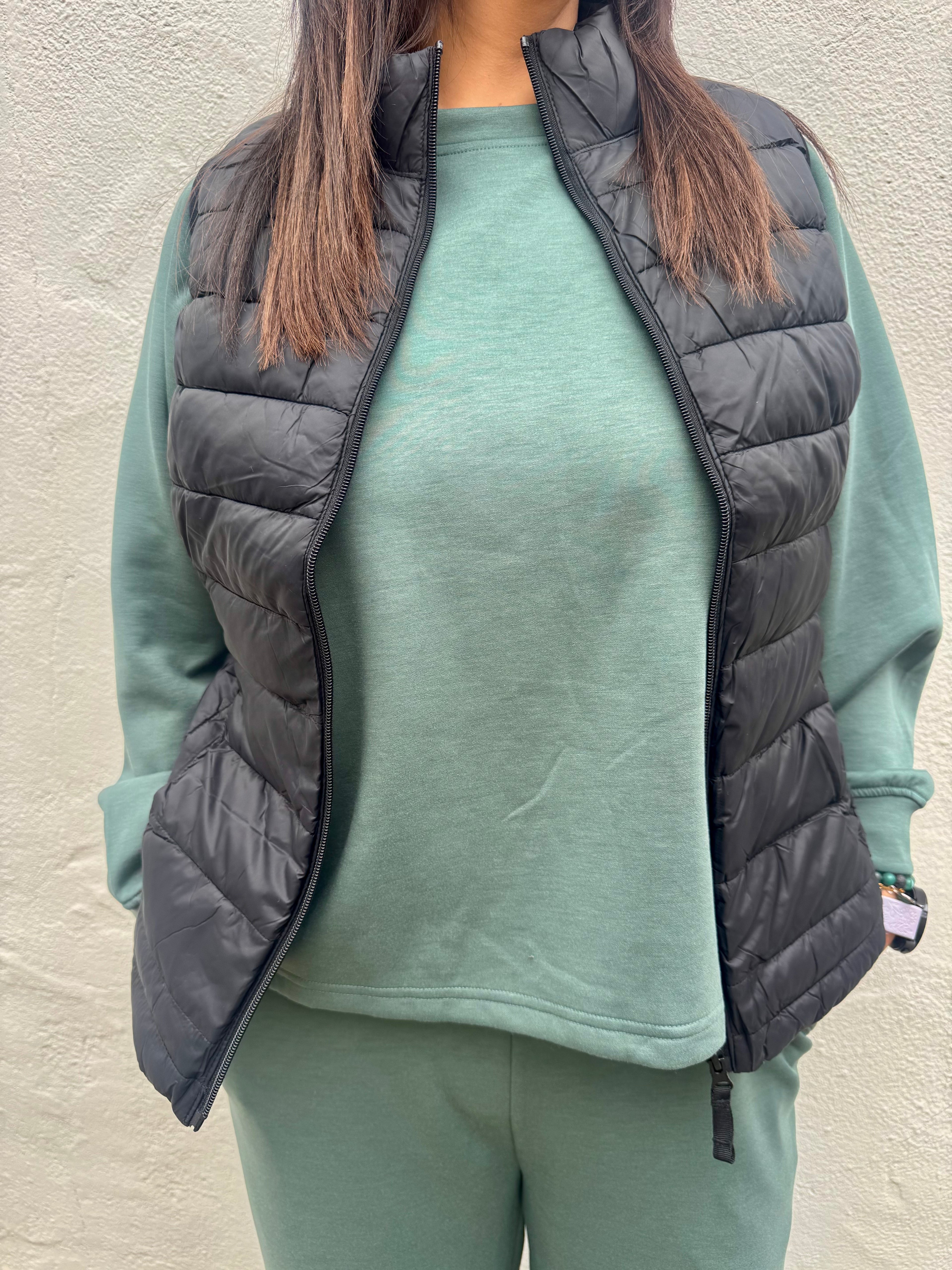 Charlotte Vest -Black
