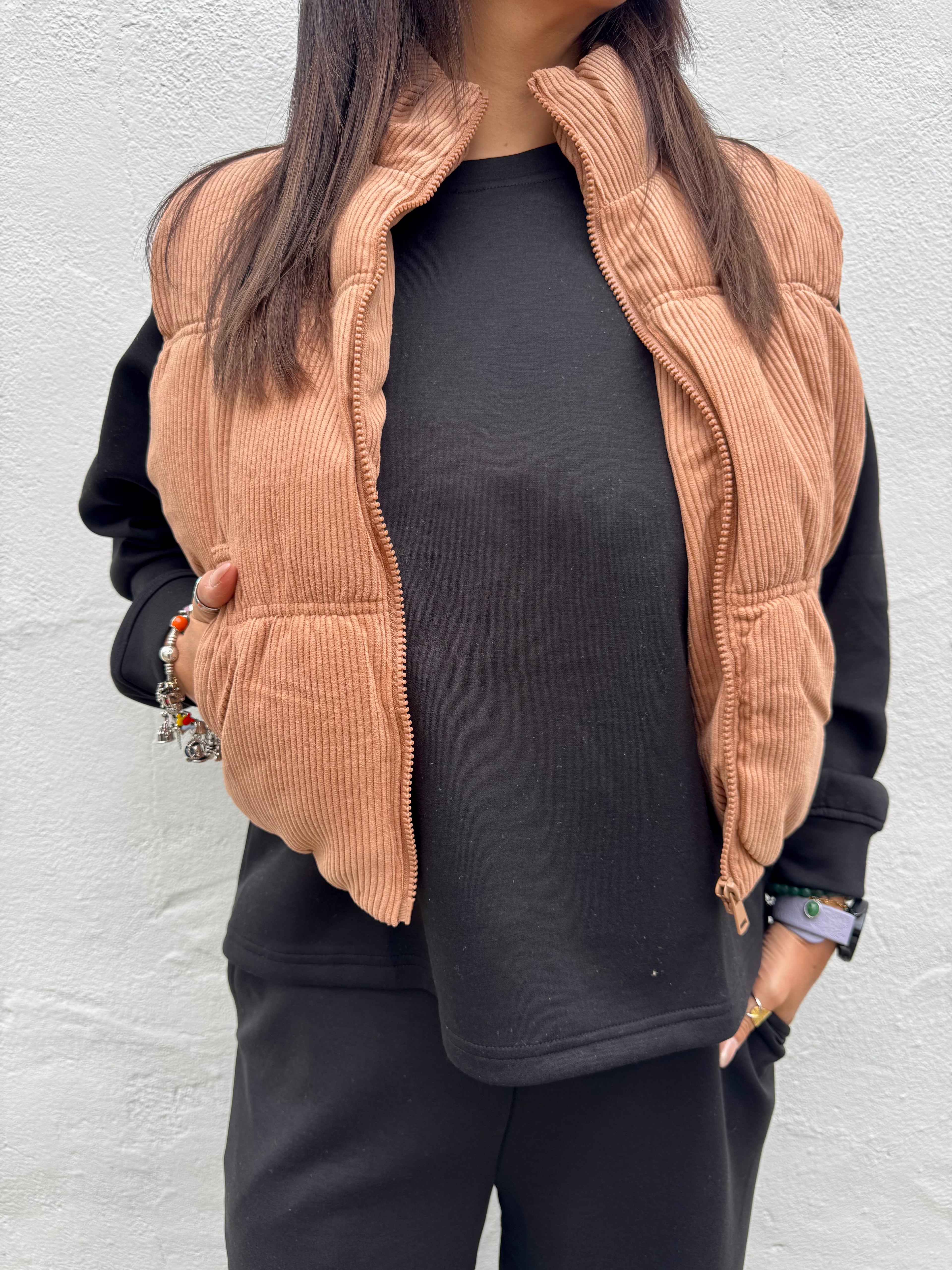 Puffed Vest- Camel